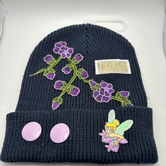 Old navy beanie - Picture 1 of 4